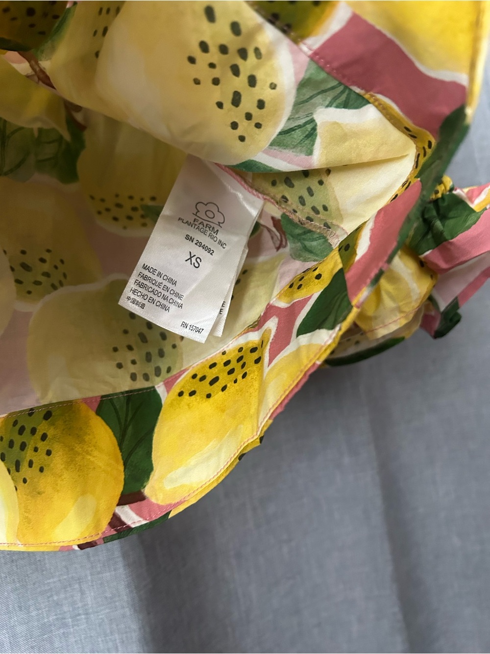 FARM Rio Fresh Lemons Puff Sleeve Button-Front V-Neck Top - Picture 7 of 10